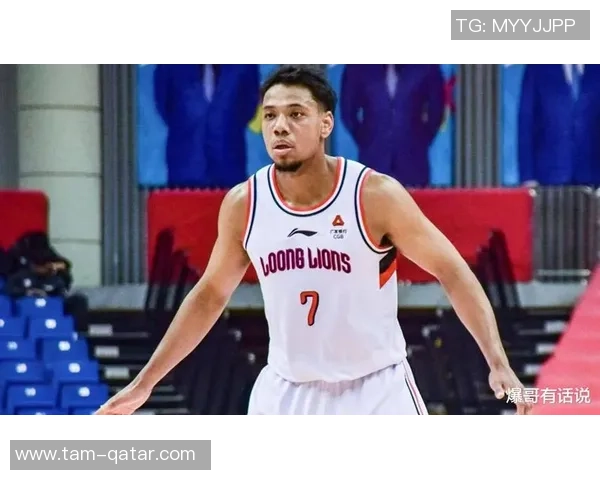 祝铭震的奋斗历程与成就探索：从平凡到卓越的成长之路